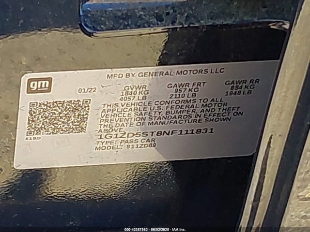 1G1ZD5ST8NF111831 Chevrolet Malibu Fwd Lt