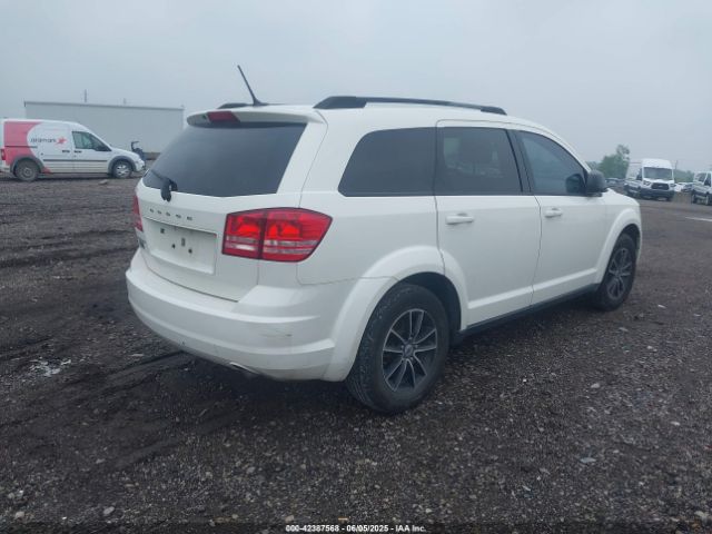 3C4PDCAB5JT229816 Dodge JOURNEY SE