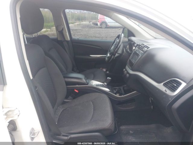 3C4PDCAB5JT229816 Dodge JOURNEY SE