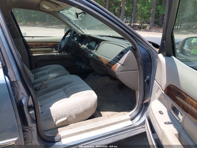2008 Mercury Grand Marquis Gs მანქანა იყიდება აუქციონზე, vin: 2MEFM74V88X603917, აუქციონის ნომერი: 42387573