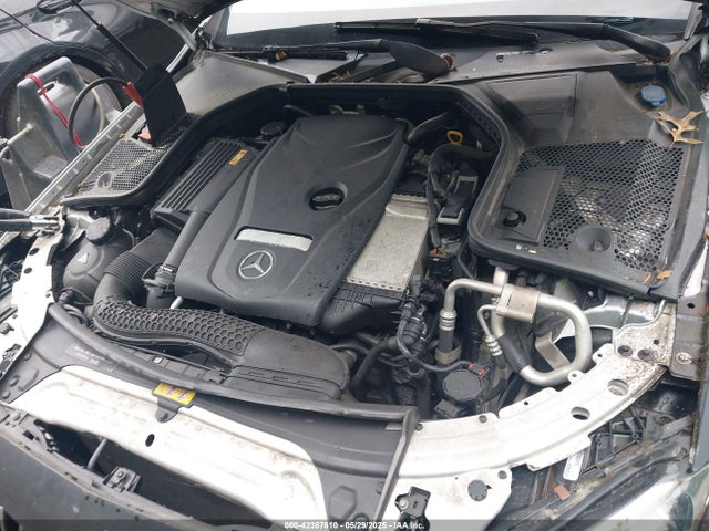 55SWF4JB8HU191016 Mercedes-Benz C 300 Luxury/sport