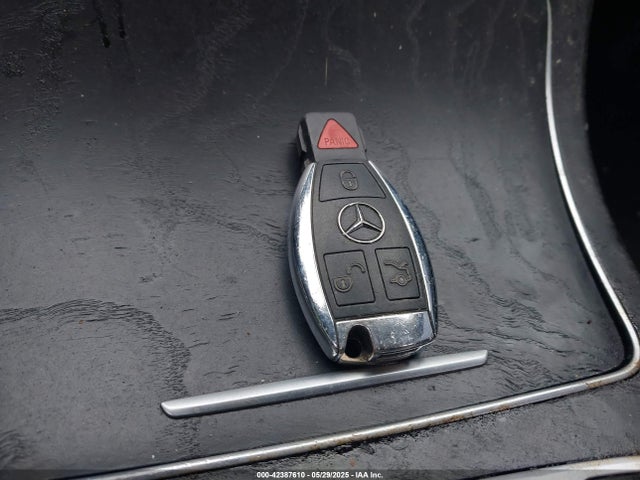 55SWF4JB8HU191016 Mercedes-Benz C 300 Luxury/sport