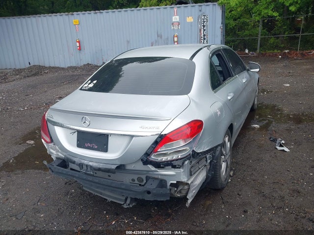 55SWF4JB8HU191016 Mercedes-Benz C 300 Luxury/sport