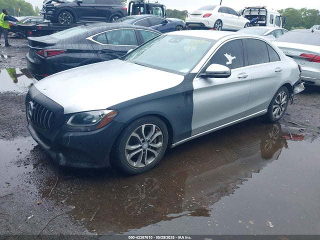 55SWF4JB8HU191016 Mercedes-Benz C 300 Luxury/sport
