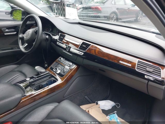 2018 AUDI A8 L WAU44AFD1JN000676 Photo 4