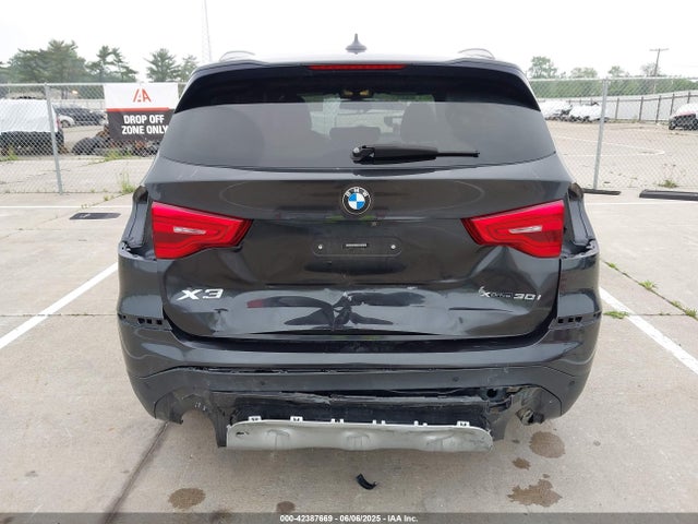 5UXTR9C5XKLD98464 BMW X3