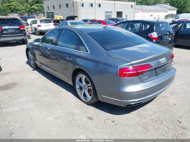 2015 AUDI A8 WAUJGAFD0FN006762 Photo 2