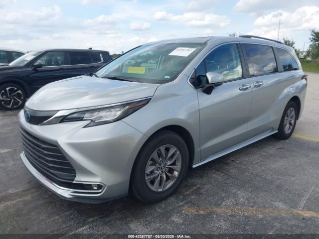 5TDYRKEC9PS171845 Toyota SIENNA XLE