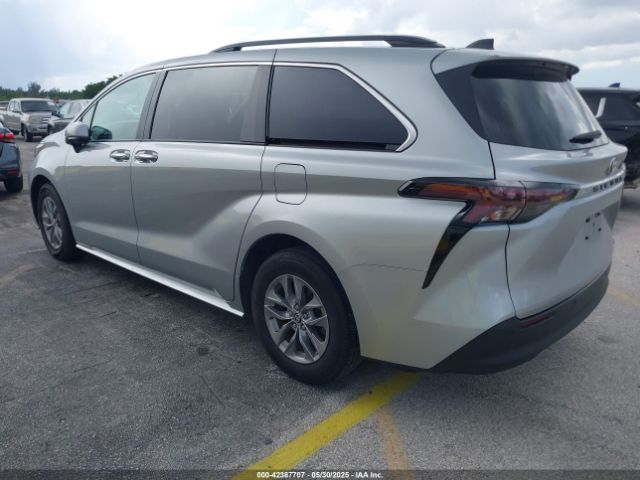 5TDYRKEC9PS171845 Toyota SIENNA XLE