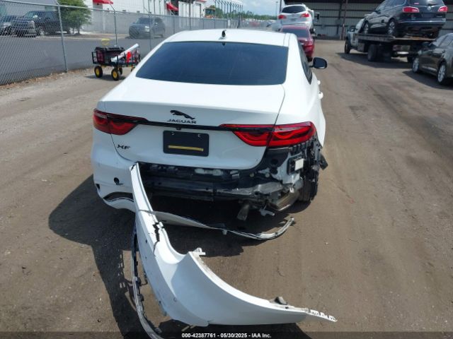 2022 JAGUAR XF SAJBG4FX6NCY91189 Photo 5