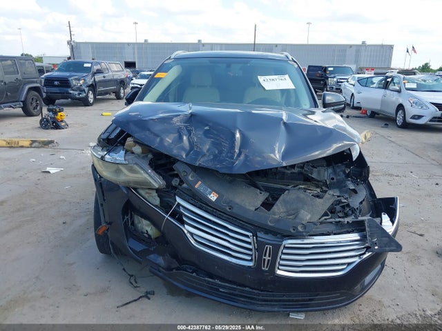 5LMCJ1A94FUJ28930 Lincoln MKC