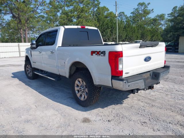 1FT7W2BT7HEE91228 Ford F-250 Lariat