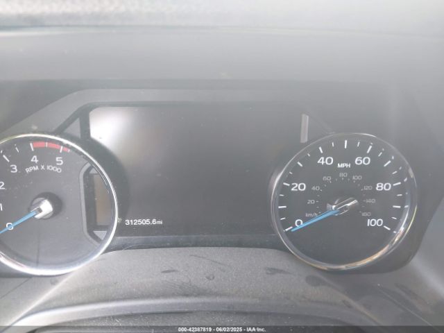 1FT7W2BT7HEE91228 Ford F-250 Lariat