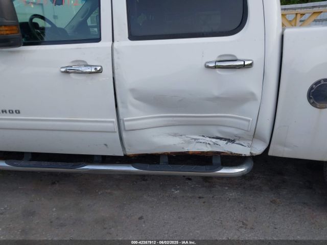 2011 CHEVROLET SILVERADO 1500 1GCPKSE33BF226038 Photo 5