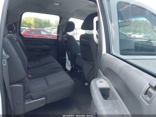2011 CHEVROLET SILVERADO 1500 1GCPKSE33BF226038 Photo 7