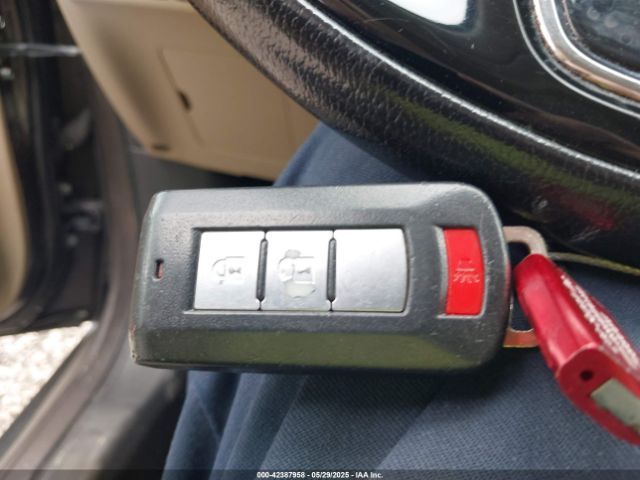 2018 MITSUBISHI OUTLANDER JA4AD3A34JZ065816 Photo 10