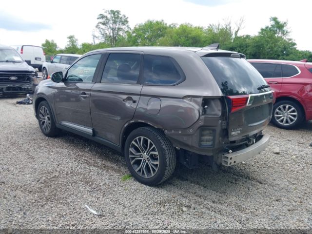2018 MITSUBISHI OUTLANDER JA4AD3A34JZ065816 Photo 2