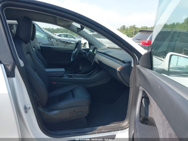 2020 TESLA MODEL Y 5YJYGDEEXLF028453 Photo 4