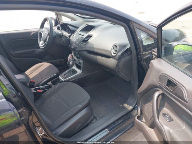 3FADP4BJ3HM153870 Ford FIESTA SE