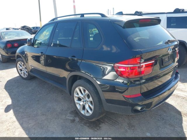 2013 BMW X5 5UXZV4C54D0B05672 Photo 2