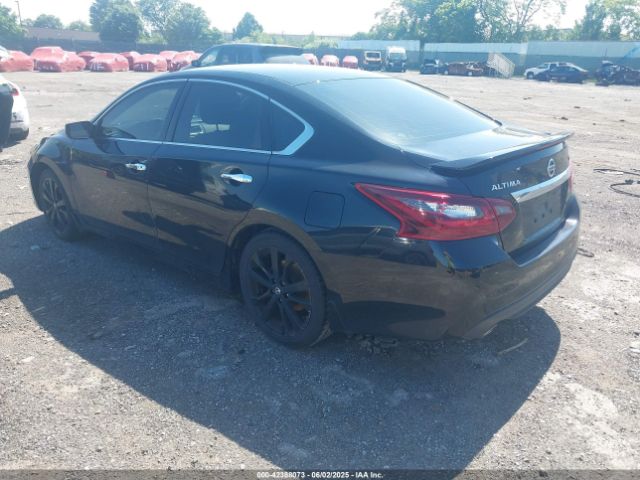 2017 NISSAN ALTIMA 1N4AL3AP4HC472713 Photo 2