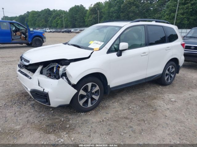 2018 SUBARU FORESTER JF2SJAGC1JH438963 Photo 1