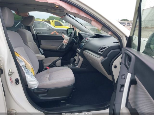 2018 SUBARU FORESTER JF2SJAGC1JH438963 Photo 4