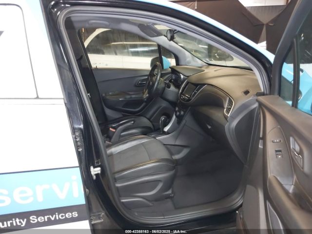 3GNCJPSB5HL211184 Chevrolet Trax Lt