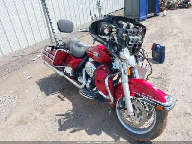 2012 HARLEY-DAVIDSON FLHTCU 1HD1FCM32CB601040