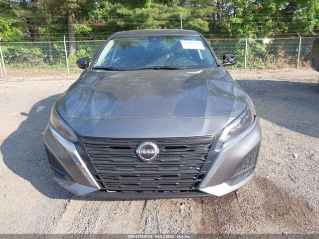 1N4BL4BV4RN437439 Nissan Altima
