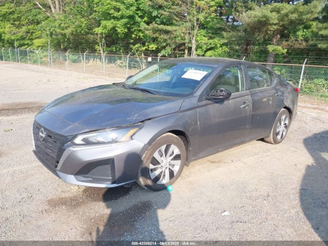 1N4BL4BV4RN437439 Nissan Altima