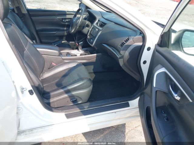 2017 NISSAN ALTIMA 1N4AL3AP1HC126067 Photo 4