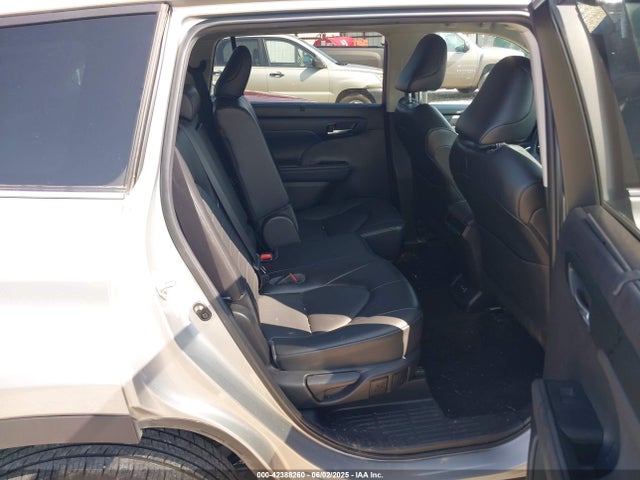 5TDGZRBH8NS232443 Toyota 2gr-fks