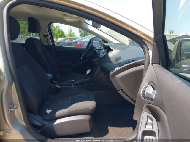 2015 FORD FOCUS 1FADP3F27FL376151 Photo 4