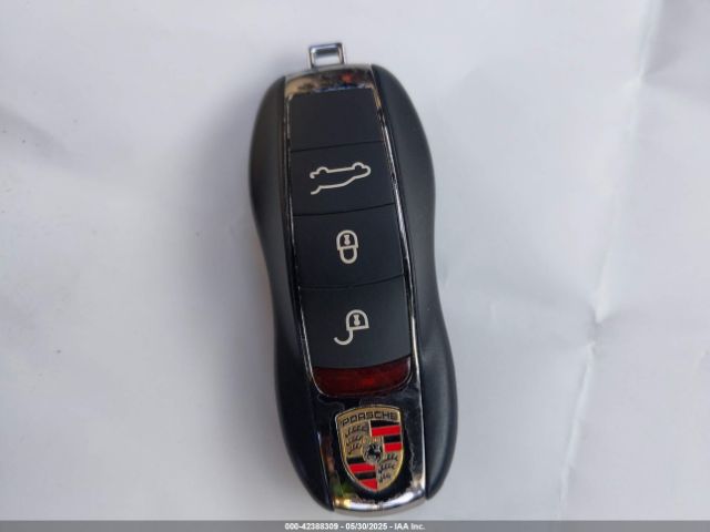 2017 PORSCHE MACAN WP1AB2A56HLB14131 Photo 10