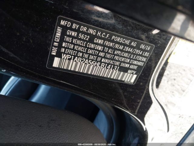 2017 PORSCHE MACAN WP1AB2A56HLB14131 Photo 8