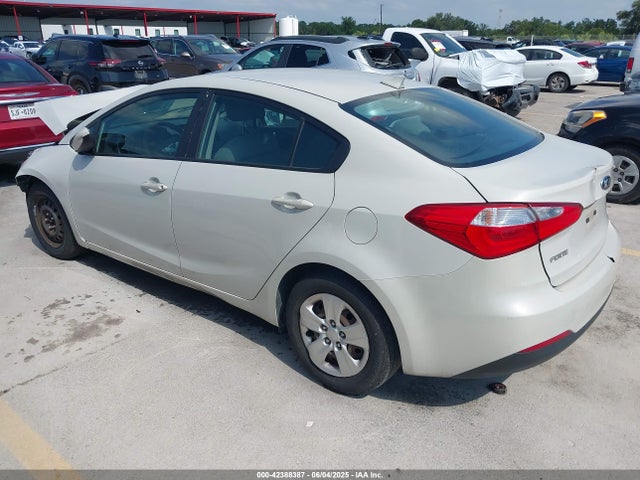 KIA dohc mpi nu 2015 KNAFK4A63F5415143 Image 3