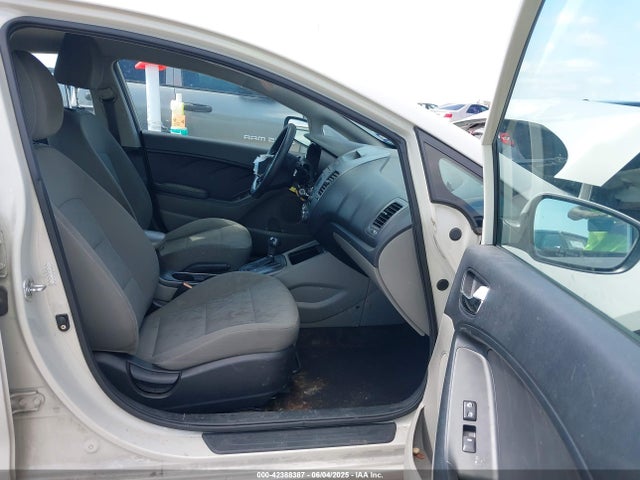 KIA dohc mpi nu 2015 KNAFK4A63F5415143 Image 5