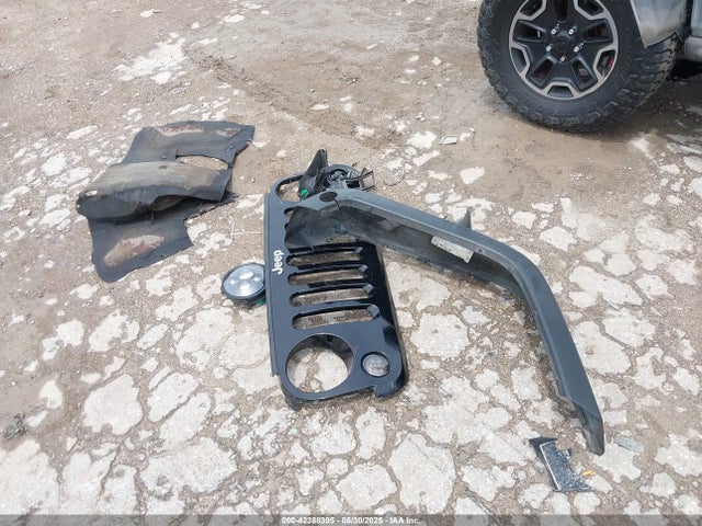 1C4HJWFG6EL308142 Jeep Wrangler