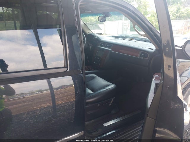 Aukcja sprzedaży 2013 Chevrolet Tahoe Ltz, vin: 1GNSKCE06DR177092, numer aukcji: 42388471