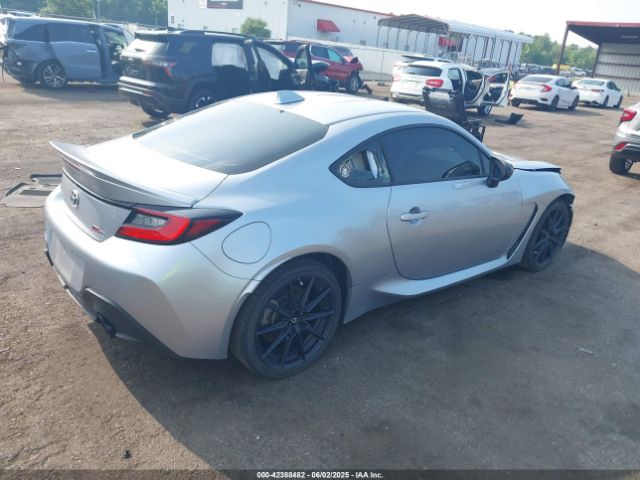 2023 TOYOTA GR86 JF1ZNBE11P9751397 Photo 3