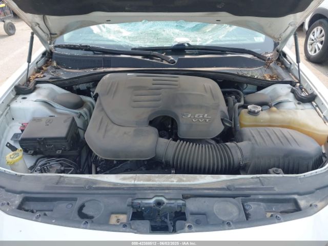 2018 CHRYSLER 300 2C3CCAAG3JH250131 Photo 9