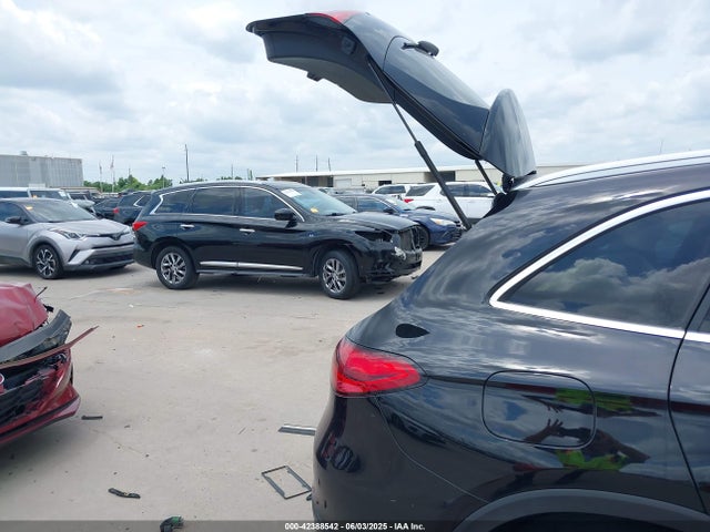 W1NKM4GB2PF051284 Mercedes-Benz m254