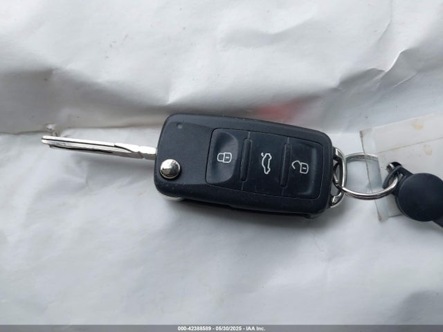 1VWBS7A3XGC037499 Volkswagen 2016