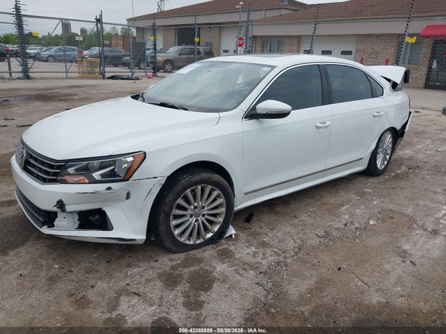 1VWBS7A3XGC037499 Volkswagen 2016