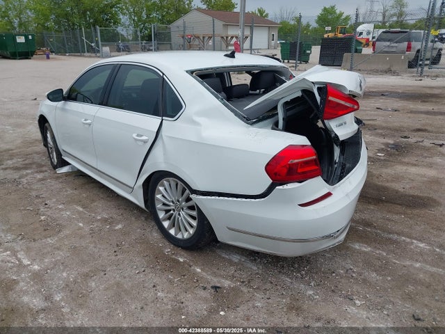 1VWBS7A3XGC037499 Volkswagen 2016