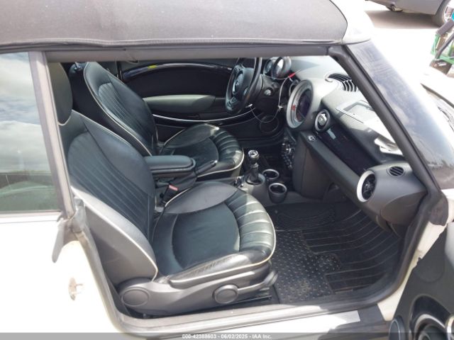 2011 MINI COOPER S WMWZP3C54BTX84385 Photo 4