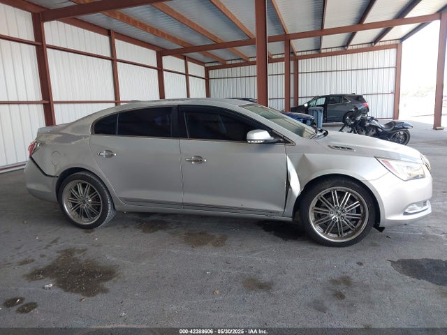 1G4GB5G3XGF174554 Buick Lacrosse Leather
