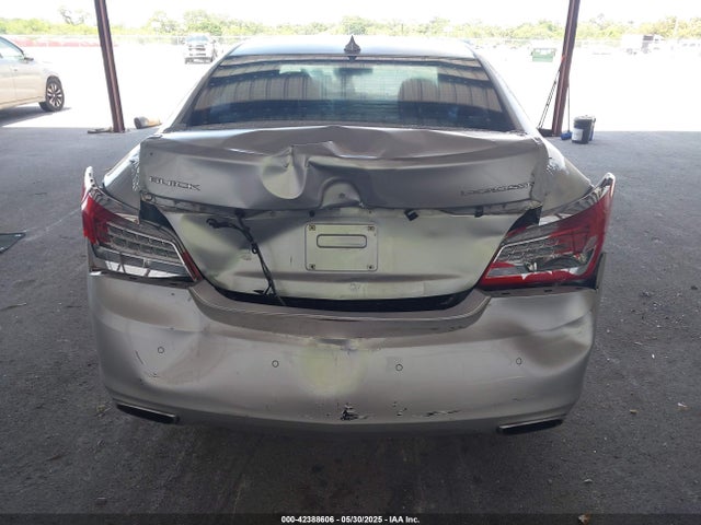 1G4GB5G3XGF174554 Buick Lacrosse Leather