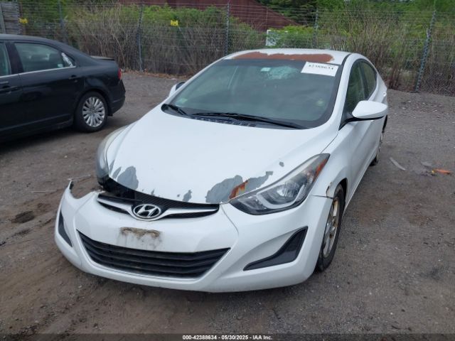 5NPDH4AE2FH592038 Hyundai ELANTRA SE